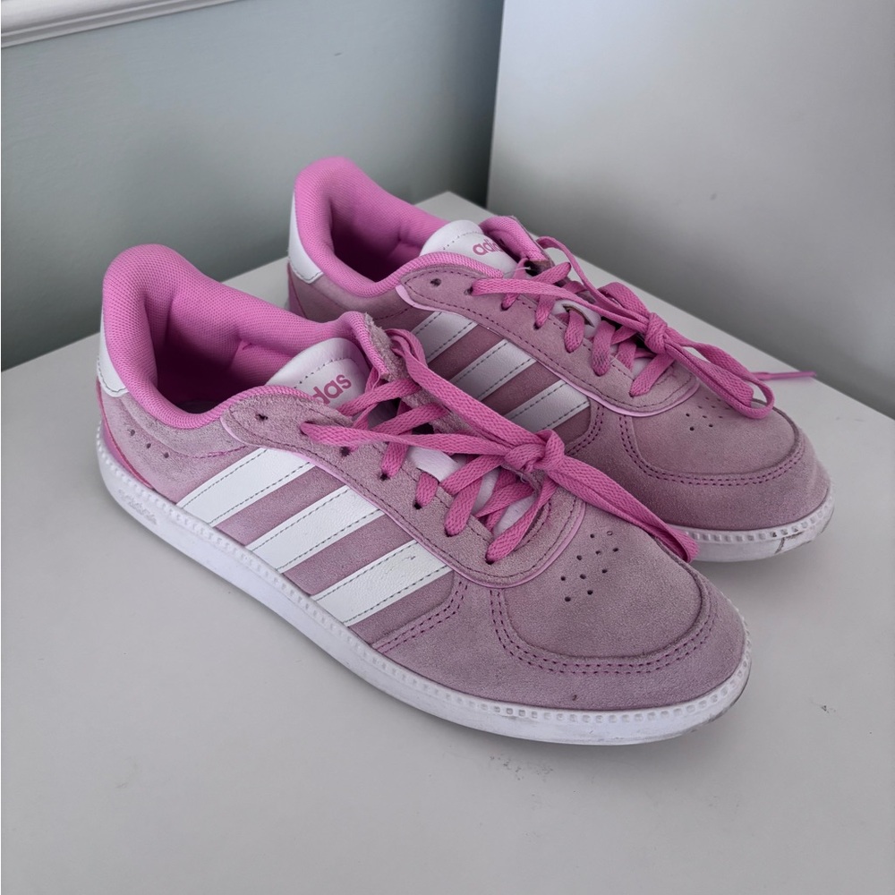 Women’s Adidas Breaknet Sneakers